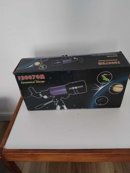 Telescop astronomic si terestru cu trepied si accesorii, F30070M