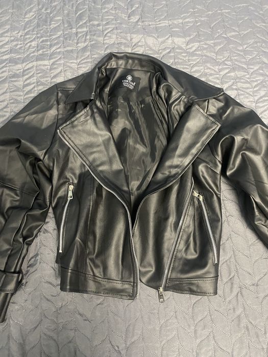 Дамско кожено яке