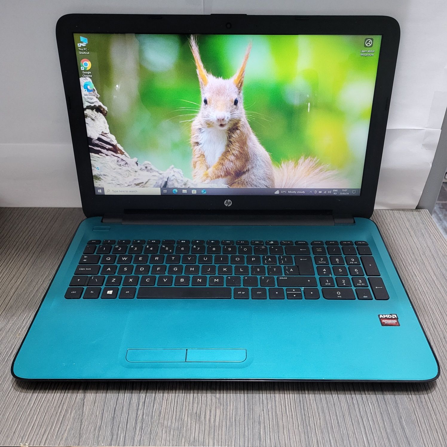 Laptop HP AMD A8