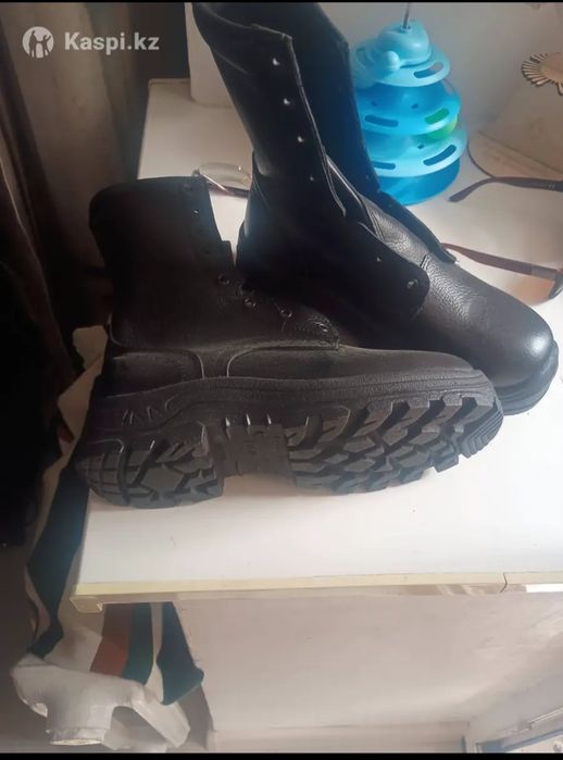 Берцы летние размер 43.новый