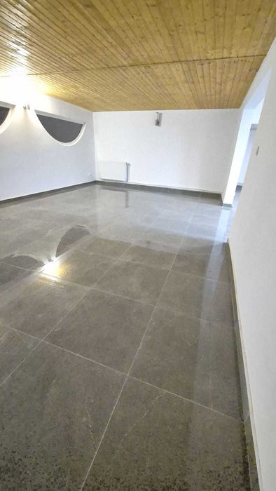 Spatiu comercial Tatarasi
