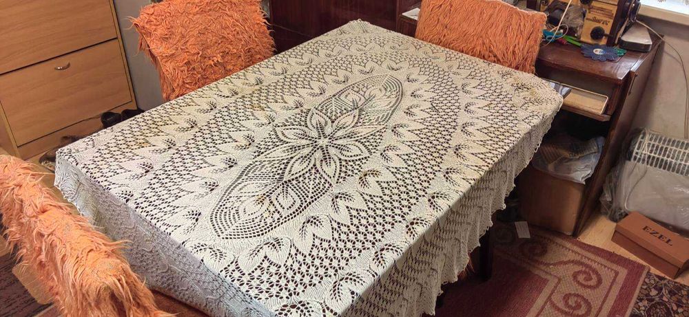 Подарявам мебели