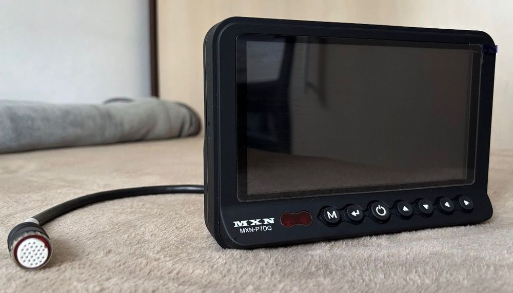Vând monitor șofer MXN-P7DQ