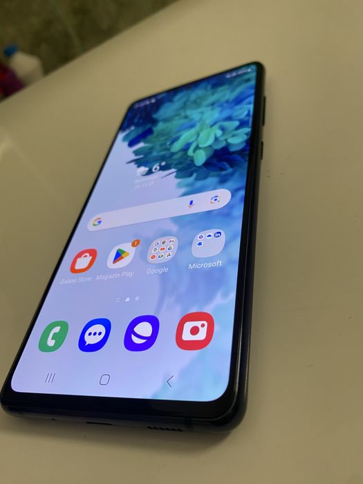 Samsung Galaxy S20 FE dual sim