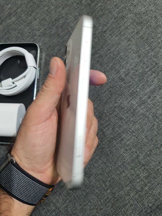 iPHONE 12 - baterie 100% - pret 11oo lei FIX