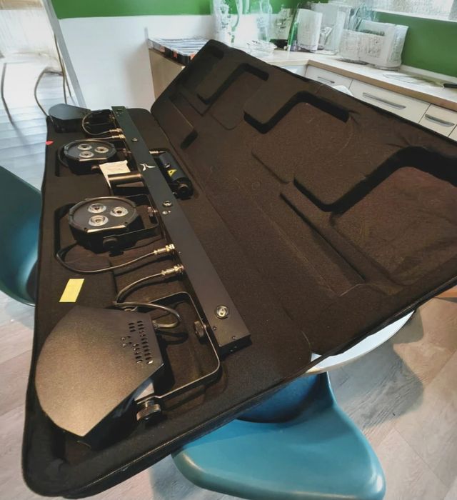 Eurolite LED KLS Laser Bar FX - Bara de efecte luminoase