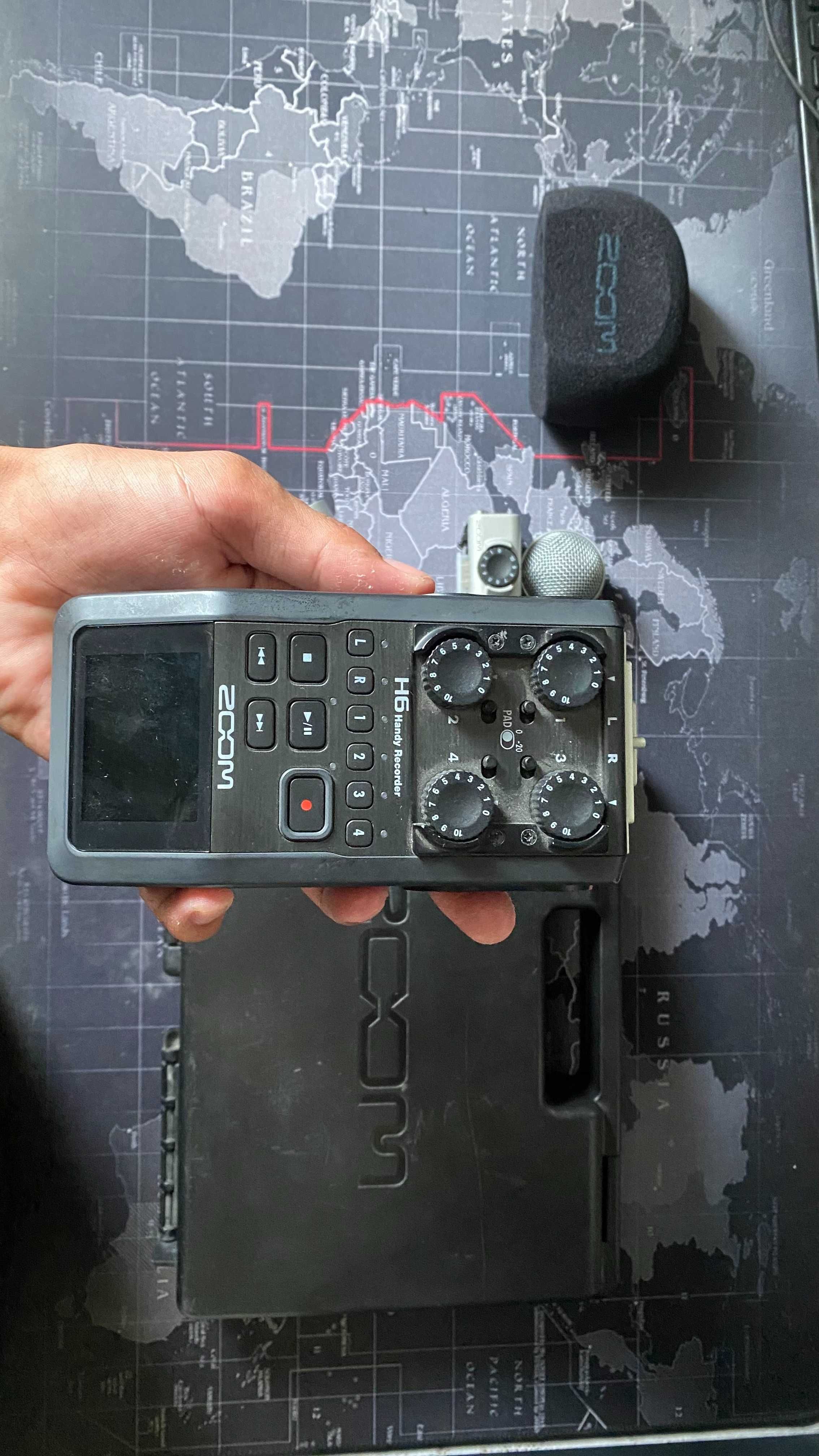 Zoom H6 Handy Recorder sotiladi!