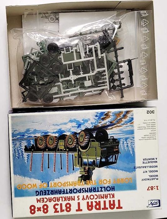 kit constructie macheta 1:87 H0 camion forestier TATRA T813 SDV model
