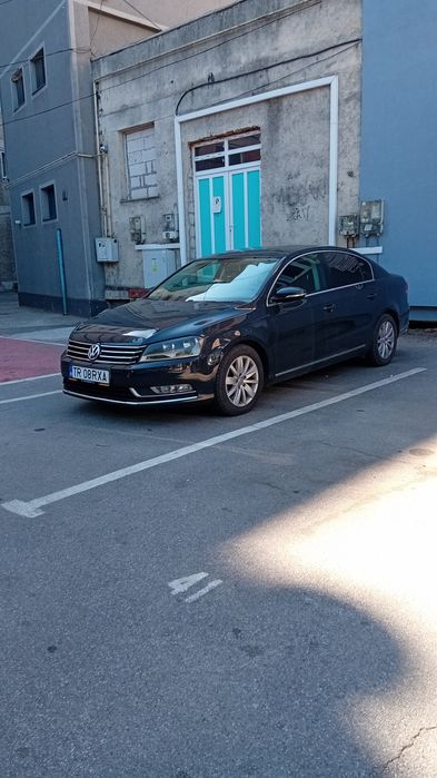 Vând wolkswagen passat B7