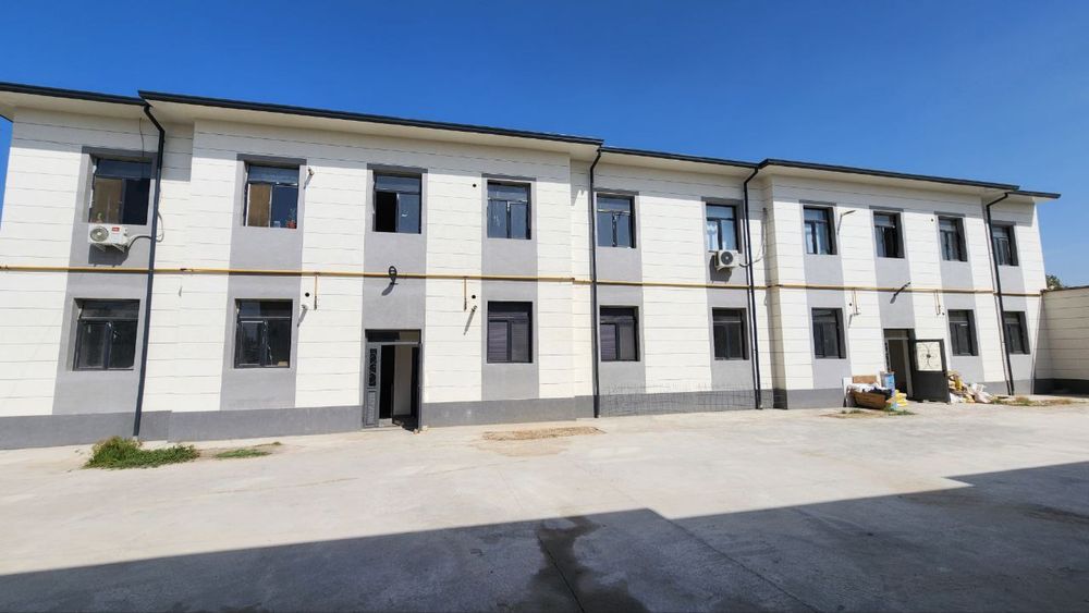 Nazarbek Turkiston maxallada 2 xonali 62 kv uy sotiladi.