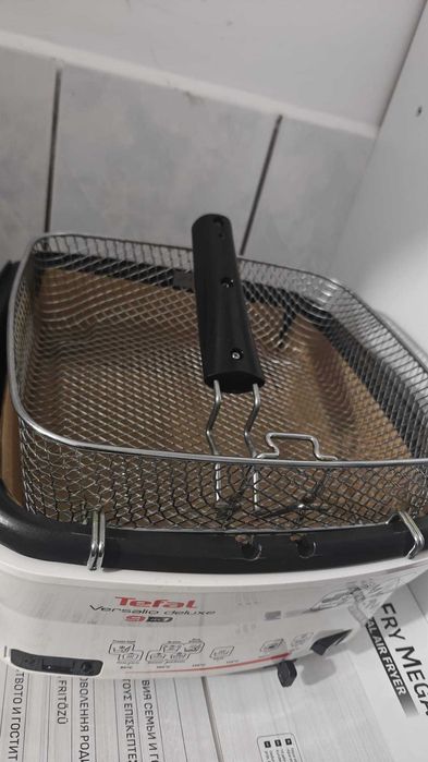 Friteuza Tefal Versalio
