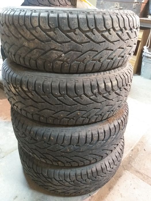 Шины зимние шипы