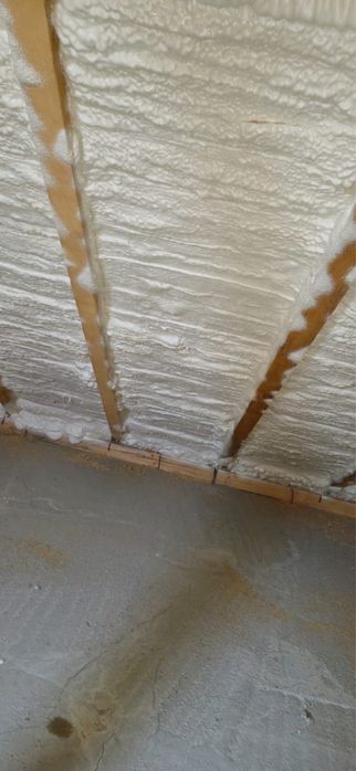 Izolatii cu spuma poliuretanică