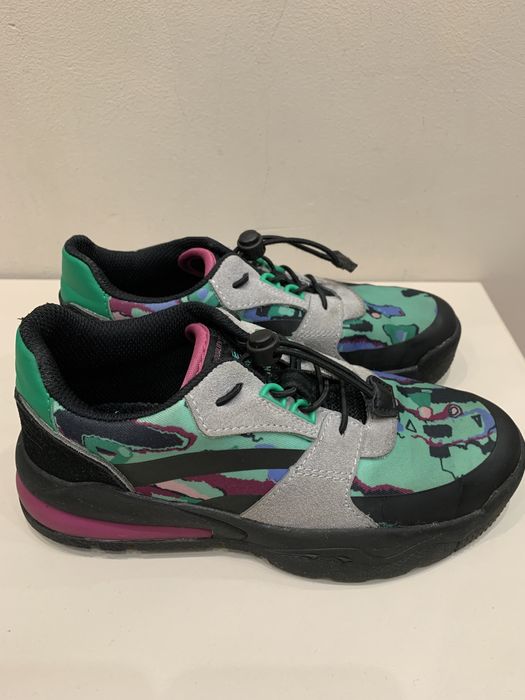 Маратонки разноцветни