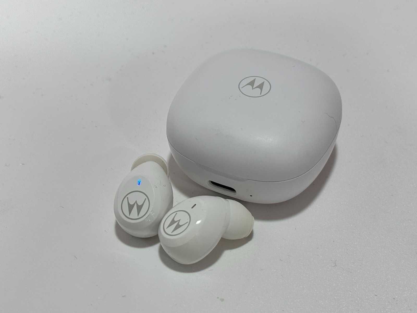 Блутут Слушалки - Motorola / MotoBuds Charge