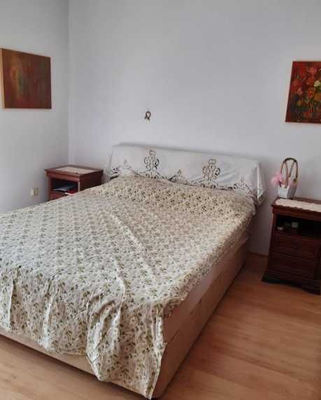 Дава се под наем Двустаен апартамент в Бургас, Лазур - 85 кв.м за 140.25 € - Снимка #2