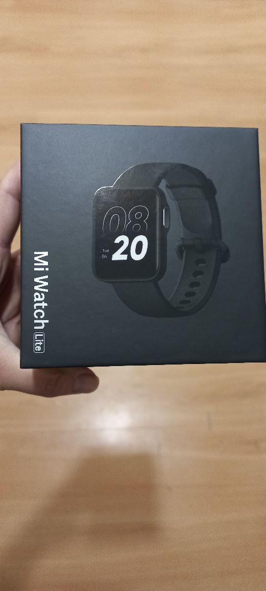 Mi watch lite черен