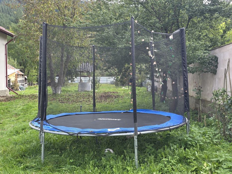 Trambulină pentru copii