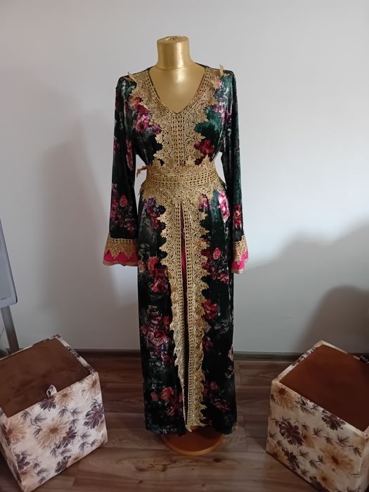 Rochie model oriental,  marimea L