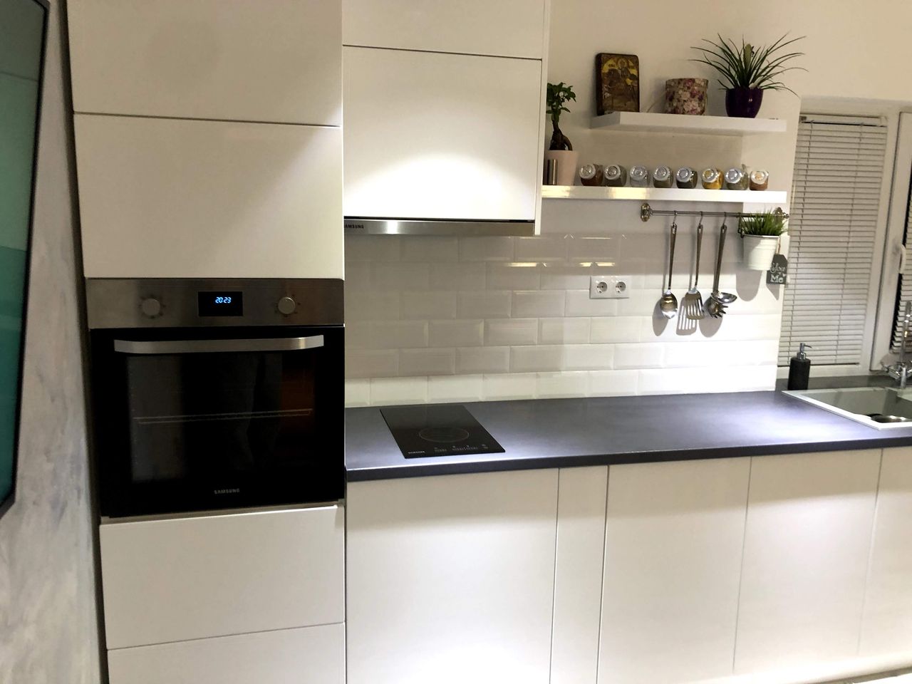 Продава се Къща в Перник, Каменина - 150 кв.м за 920 €/кв.м - Снимка #15