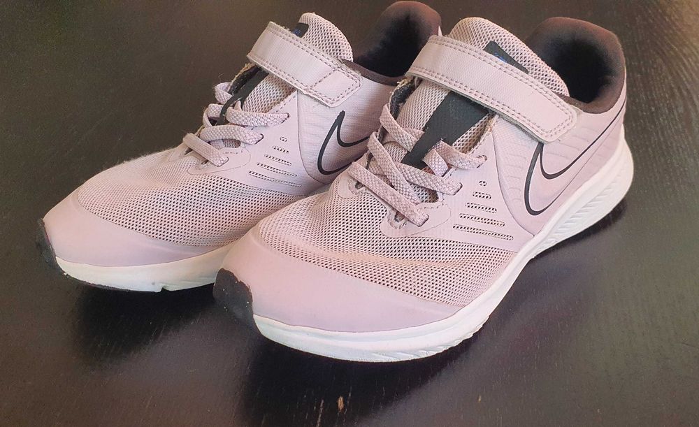 Маратонки Nike номер 33, лилави