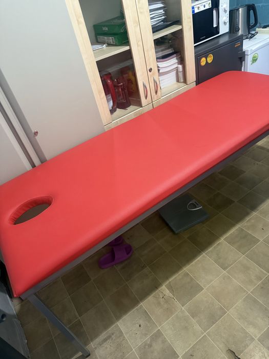 Кушетка массажная