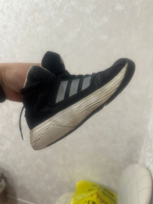 Кроссовки детские Adidas оригинал осенние