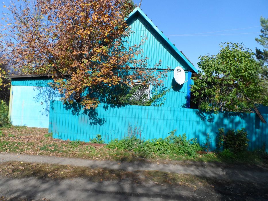 продам дачный участок 6 соток с кирпичным домом