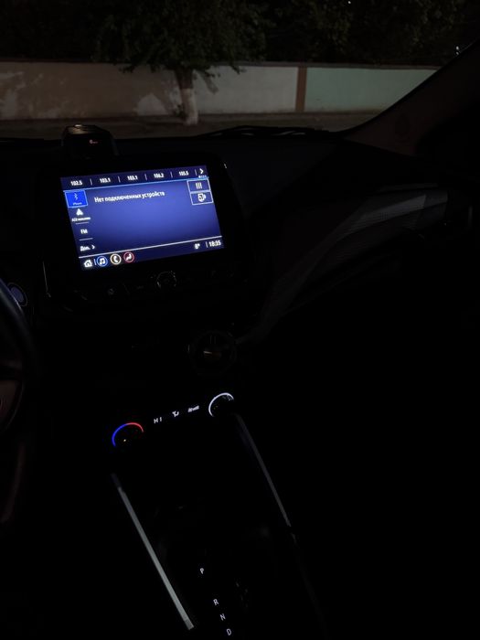 Chevrolet Onix Premier