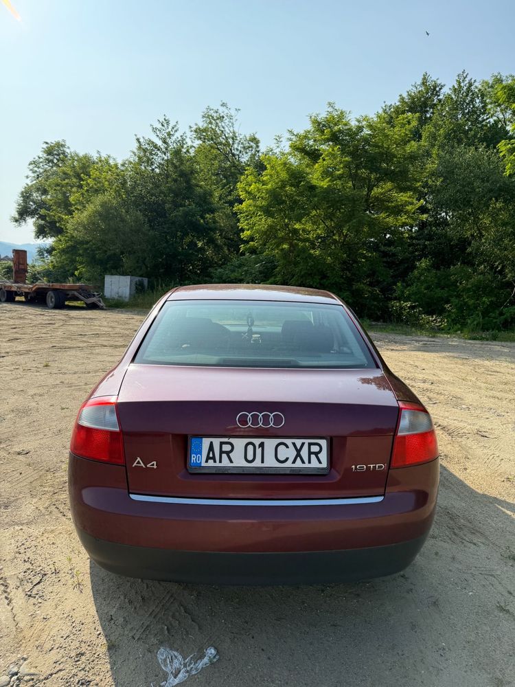 Vând Audi a4 B6.