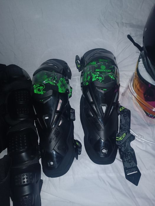 Продаю Мото экипировку проктический новая