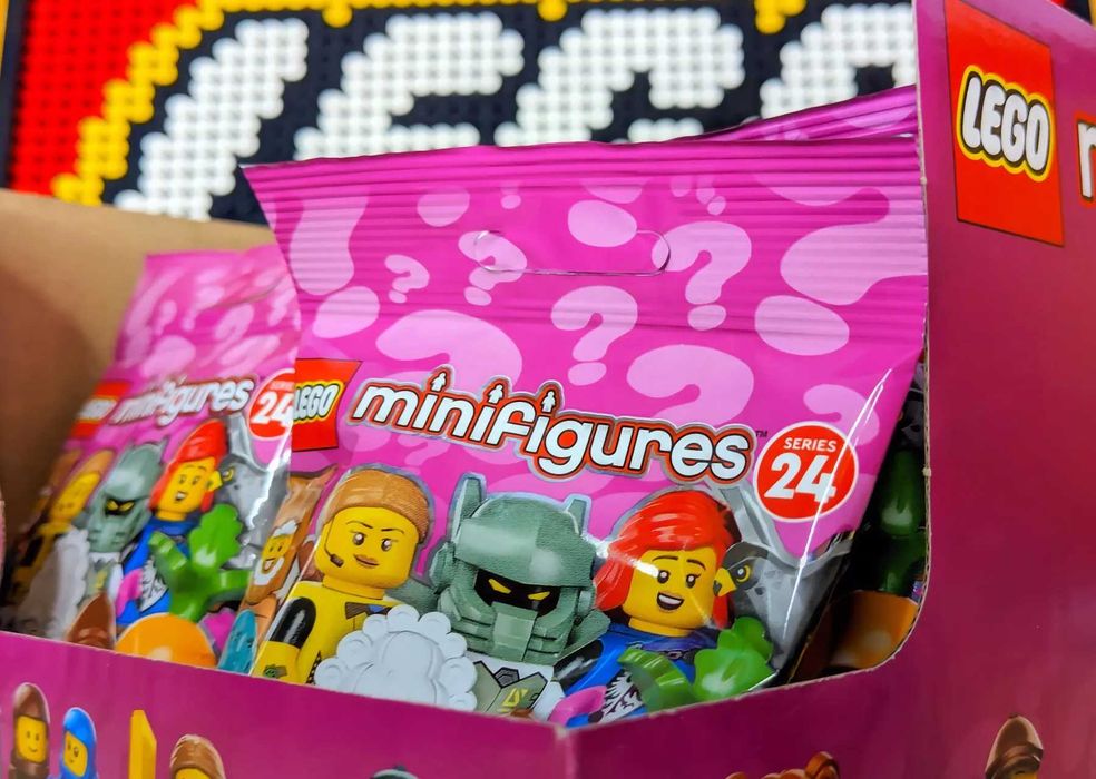 LEGO: Минифигурки, 24 серия (Minifigures 71037)