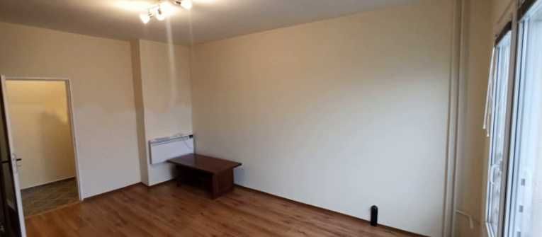 Дава се под наем Тристаен апартамент в София, Люлин 10 - 82 кв.м за 450 € - Снимка #4