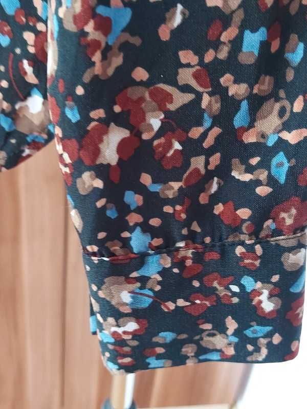 Bluza colorată vintage, potrivita la un M