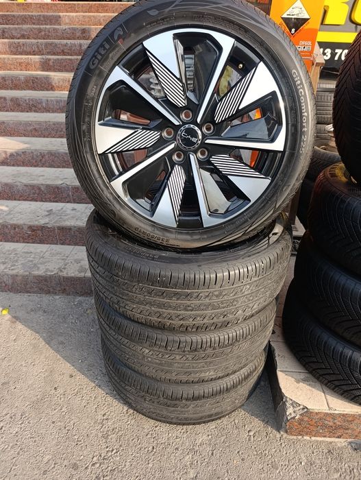 BYD Chimpiyon zavod deska baloni