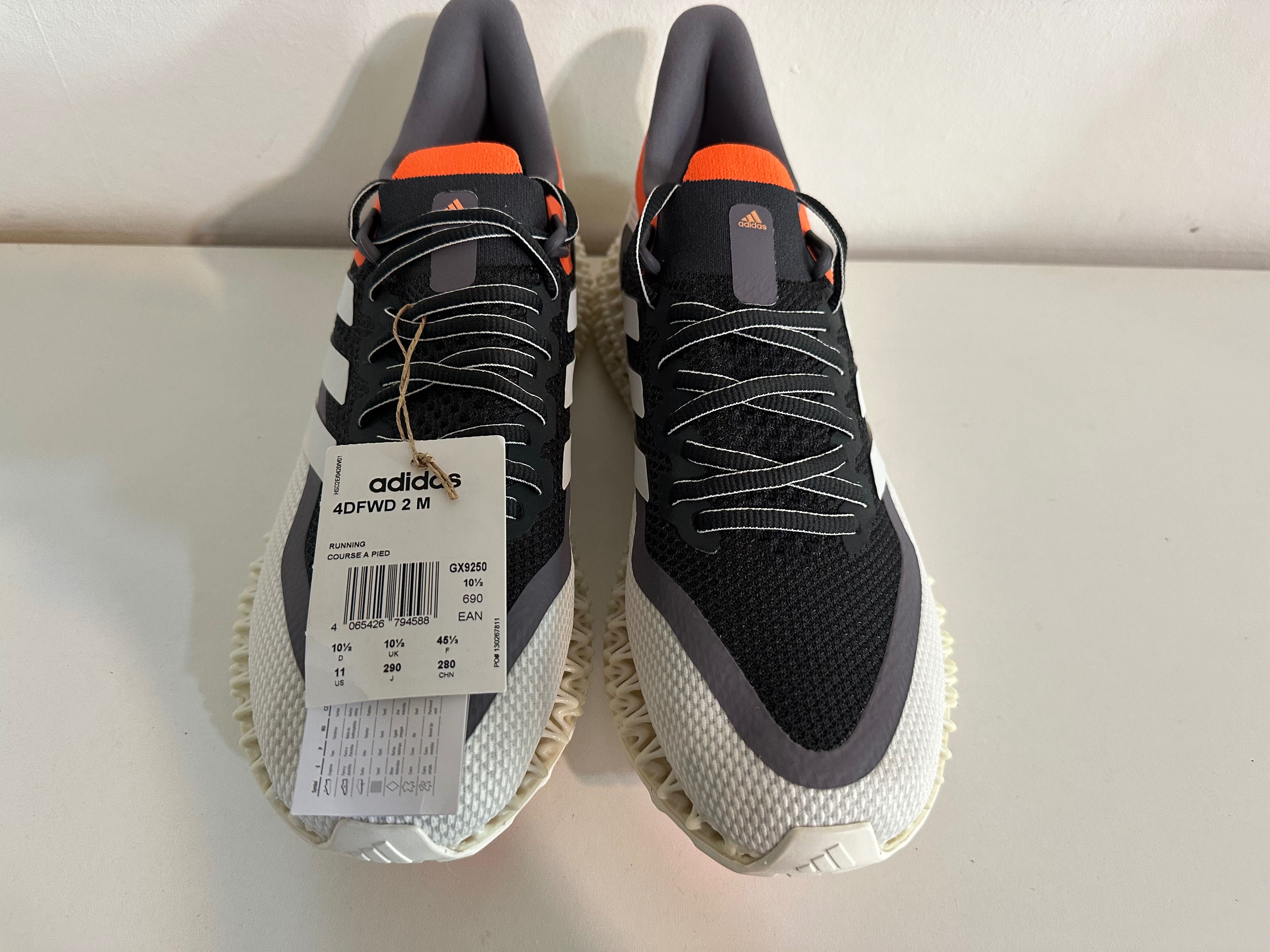 2 x Adidas 4DFWD  2. Original