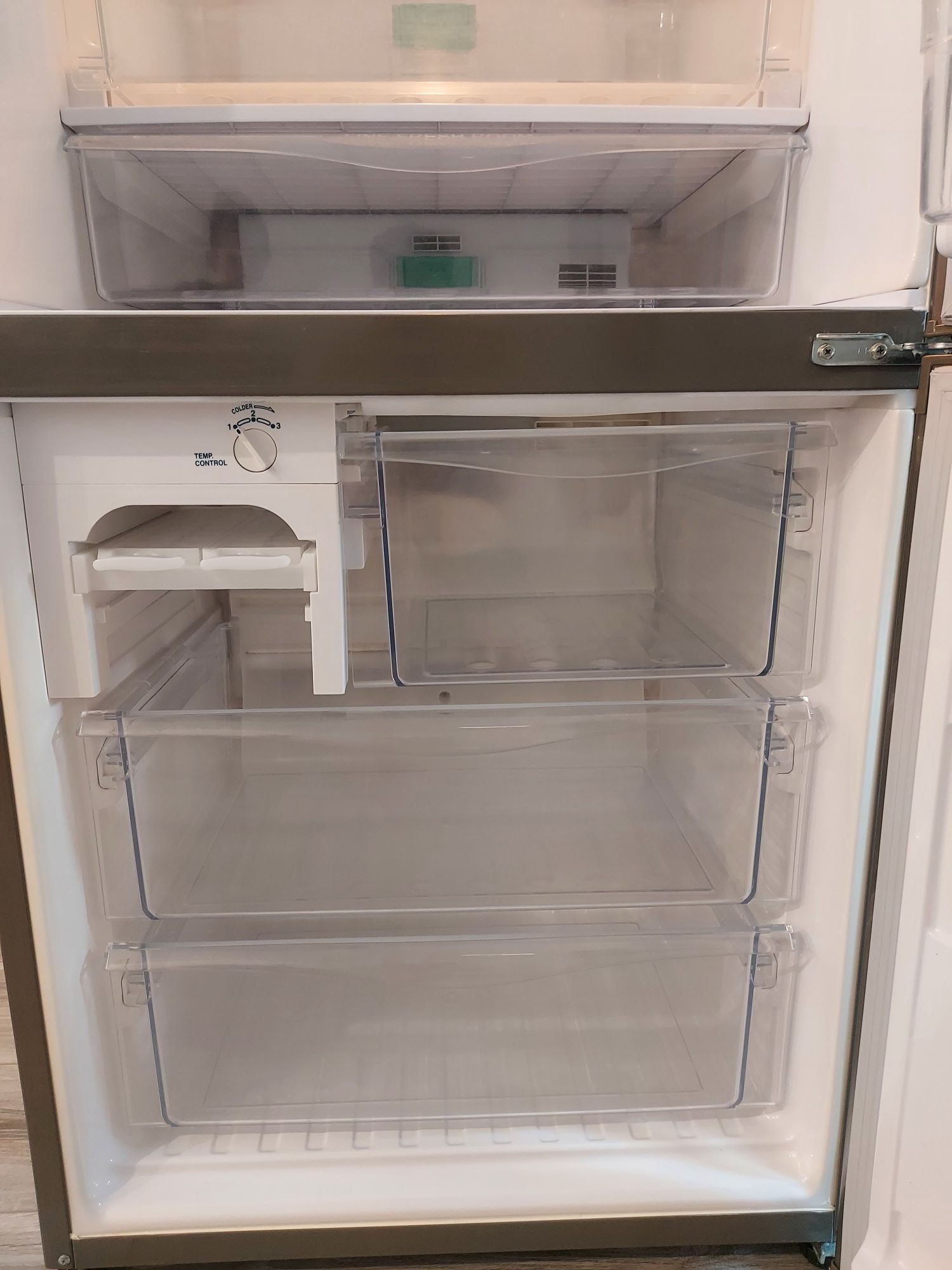 Холодильник PANASONIC