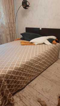 Спальнй кровать с матрасом