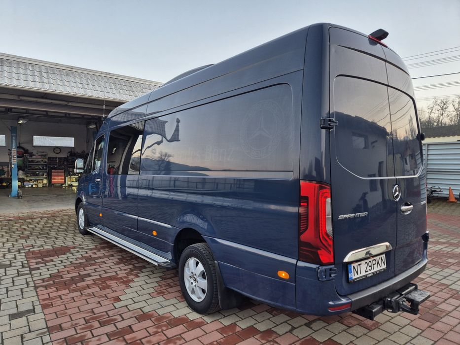 Mercedes-Benz Sprinter 319 8÷1