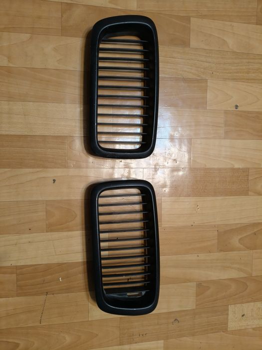 Ноздри БМВ е38 пара