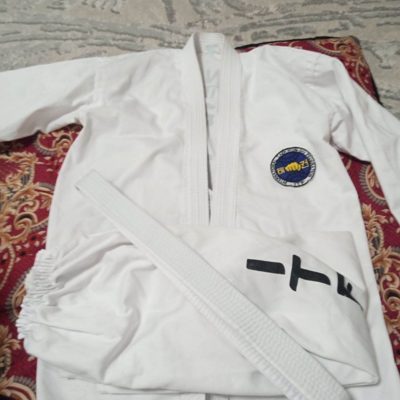 Taekwondo kimano  yangi ikkta