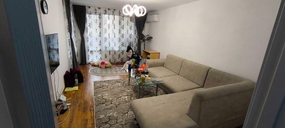 Голям ъглов диван