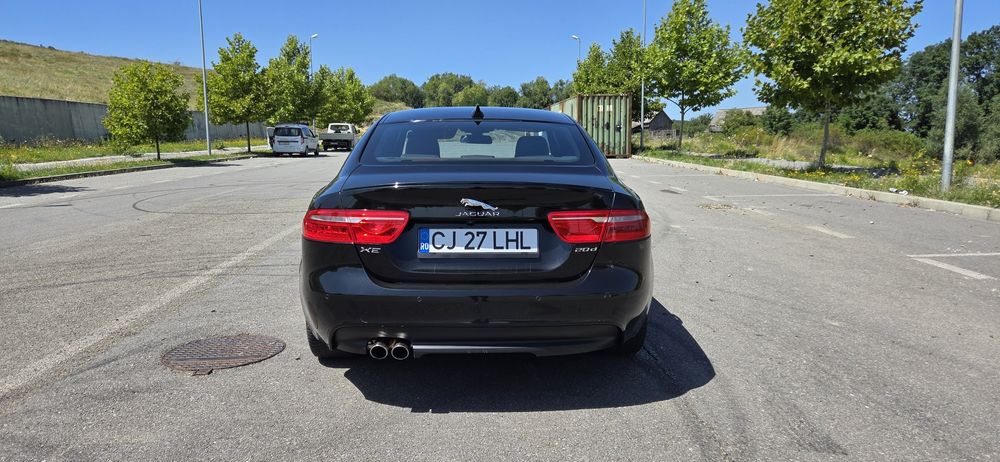 Jaguar XE R Sport