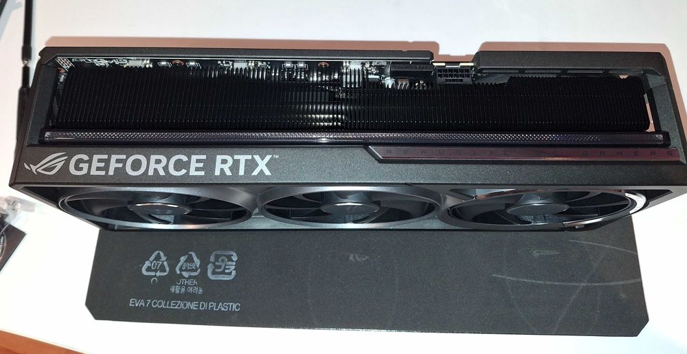 Asus RTX 5090 Astral oc