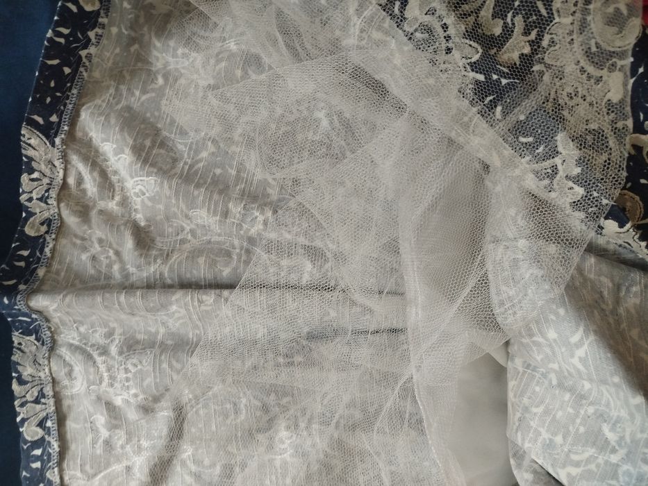 Продам платье на девушку