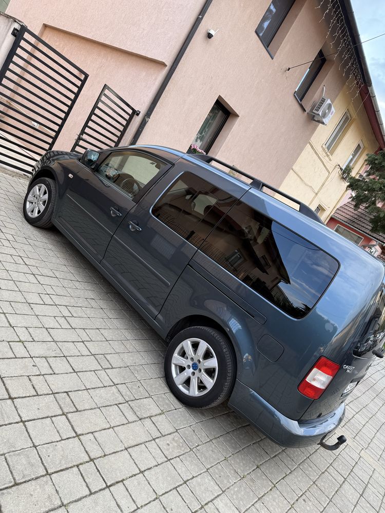 Vand Vw Caddy Maxi 7 Locuri