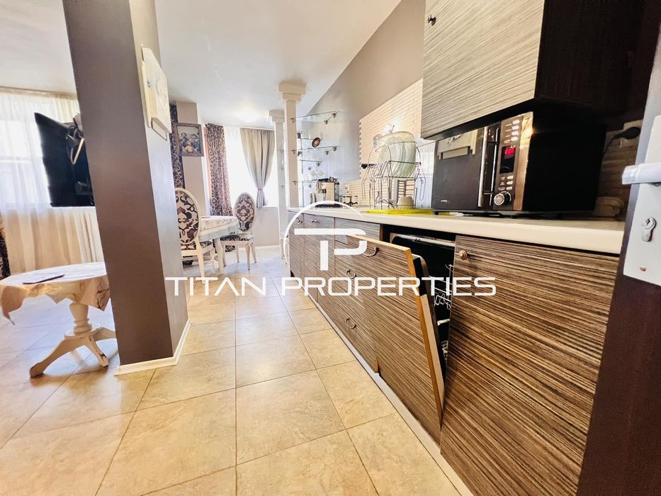 Дава се под наем Тристаен апартамент в Бургас, Възраждане - 90 кв.м за 663 € - Снимка #2