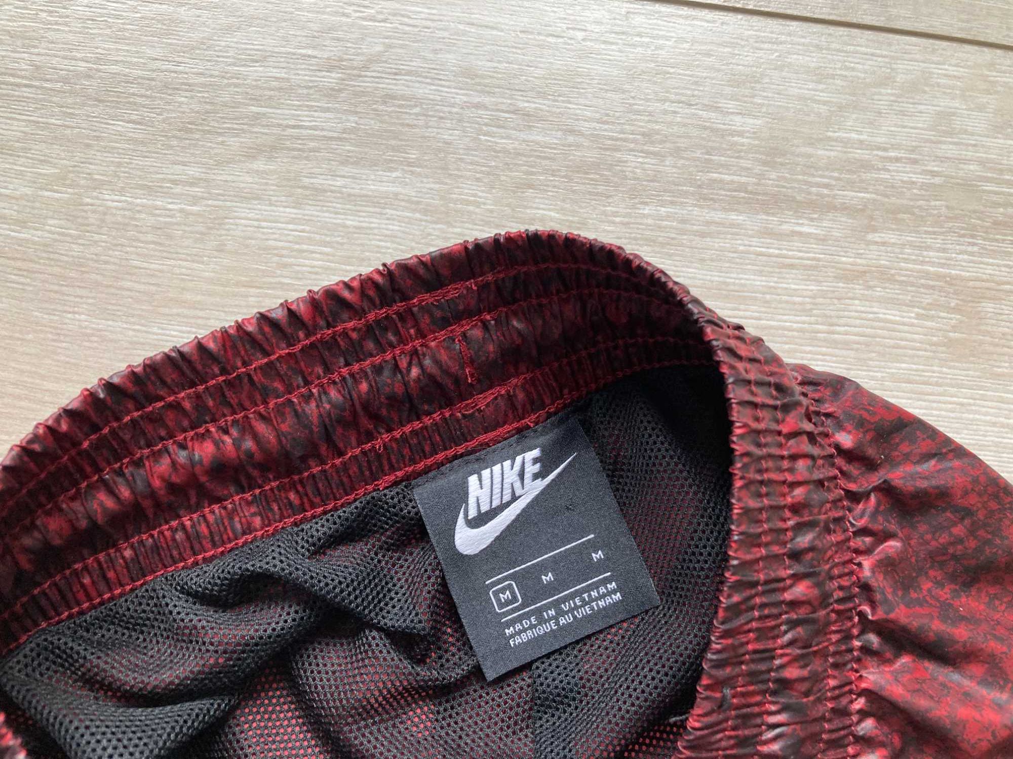 Найк Nike Loose Fit Snake Skin женско долнище долница размер М