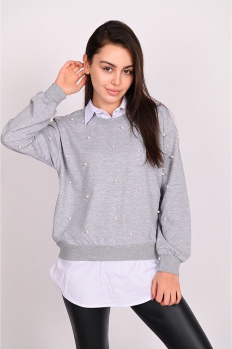 Hanorac cu guler cămașă și perle