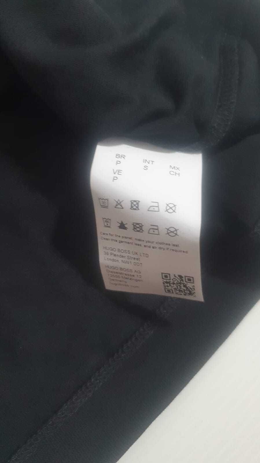 Vand tricou barbati Hugo Boss masura S original nou cu eticheta